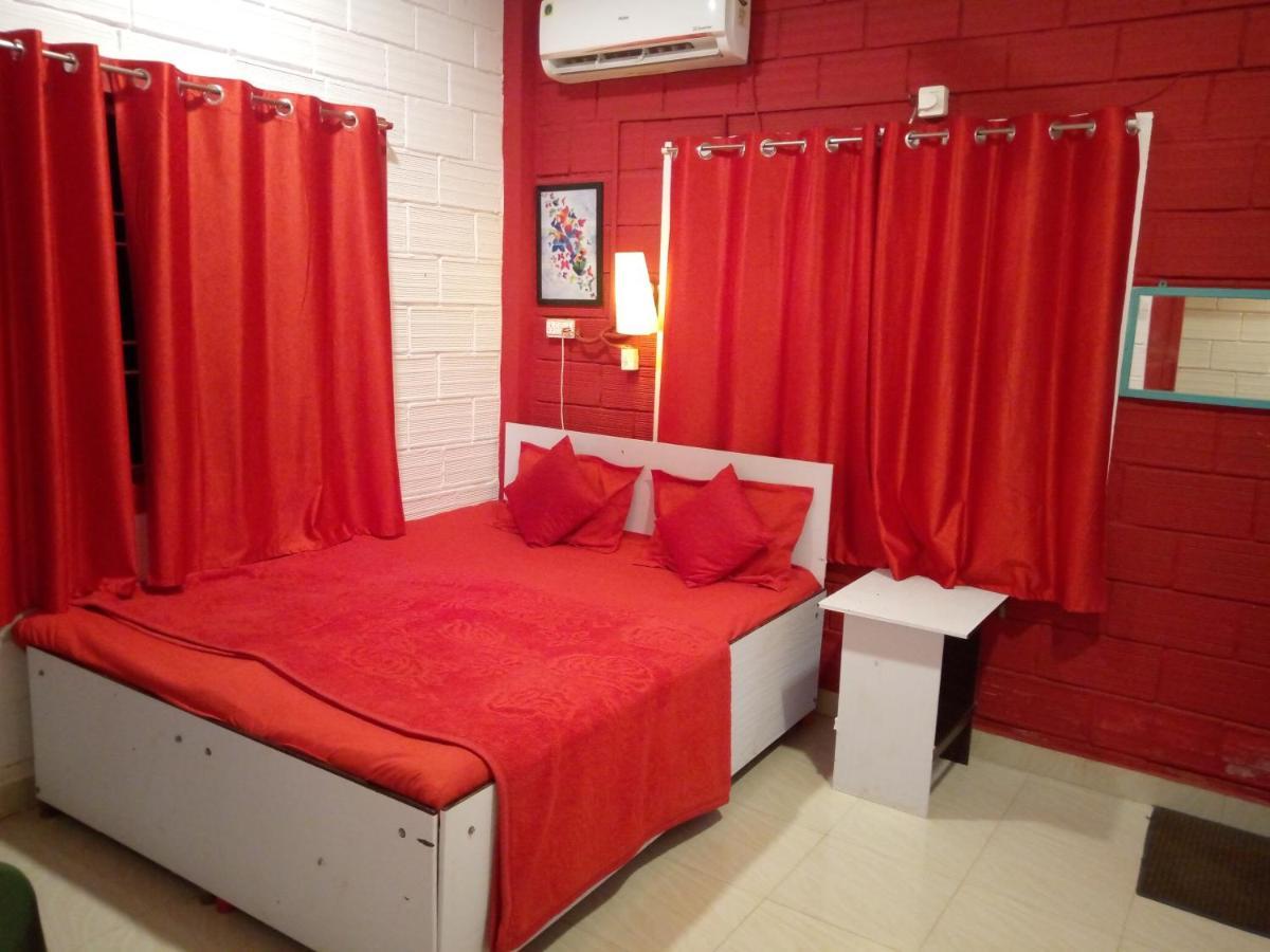 Greenland Guest House Ac And Non Ac Room,Senior Citizen Not Allowed, Gokarna  Exterior photo